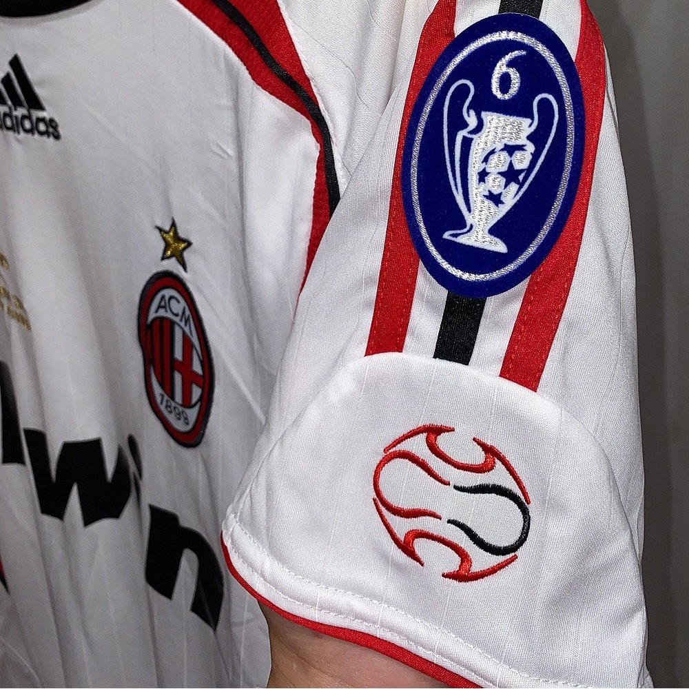 Kaká Retro AC Milan 2007 Champions league Jersey - Picture 4 of 9